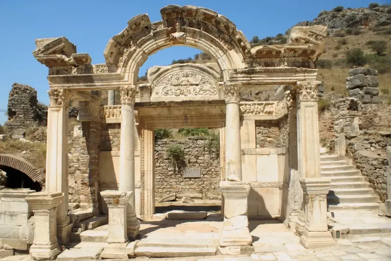 Exploring the Ancient Ruins of Ephesus in Turkey