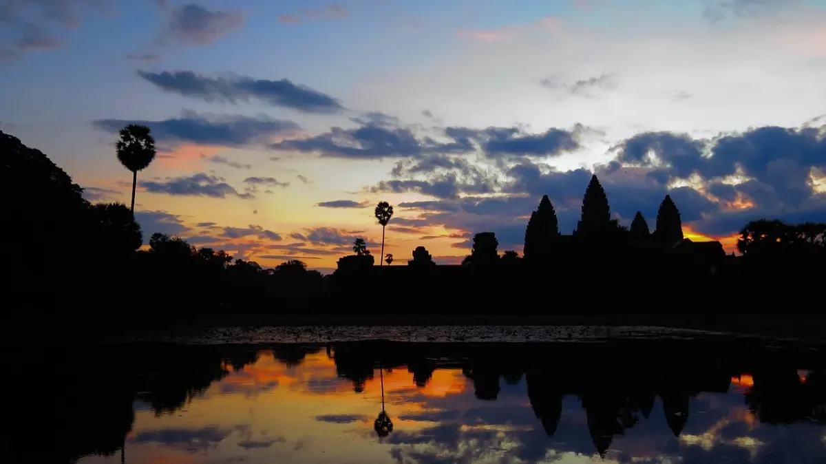 Exploring the Temples of Angkor Wat in Siem Reap